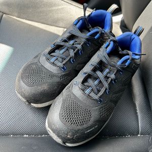 Composite toe shoes